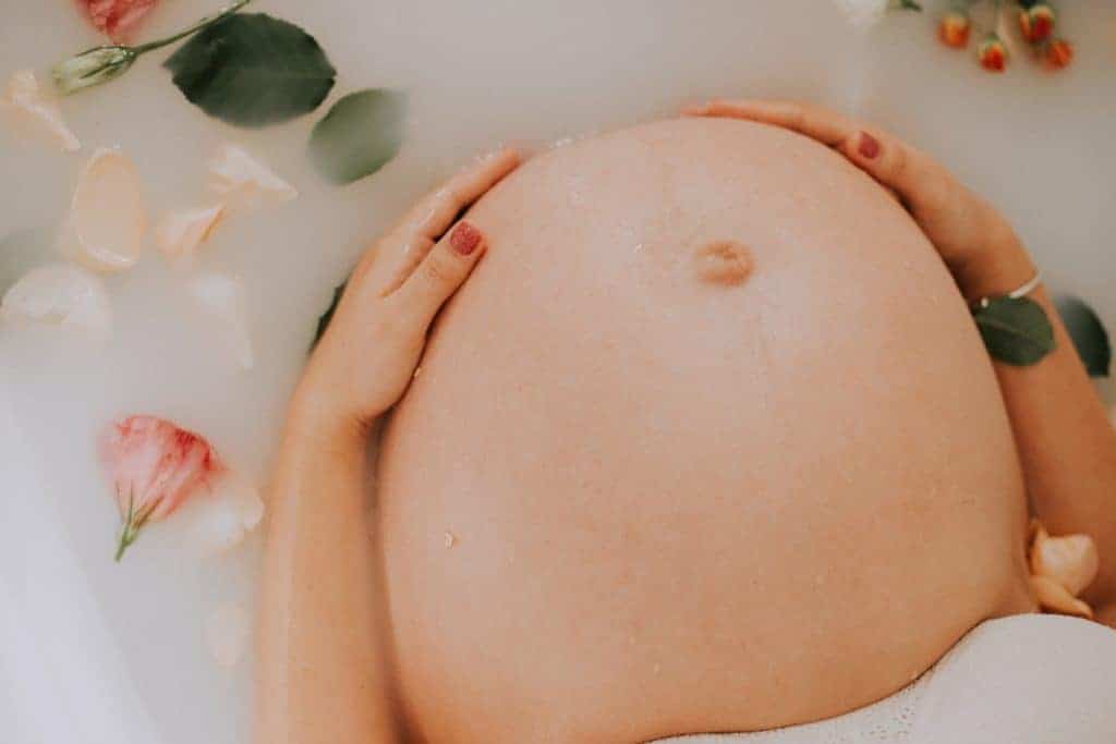 4 Best Tips to Prevent Stretch Marks During Pregnancy
